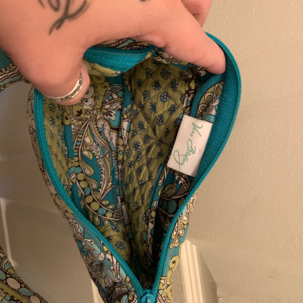 Small Vera Bradley purse - Picture 5 of 8